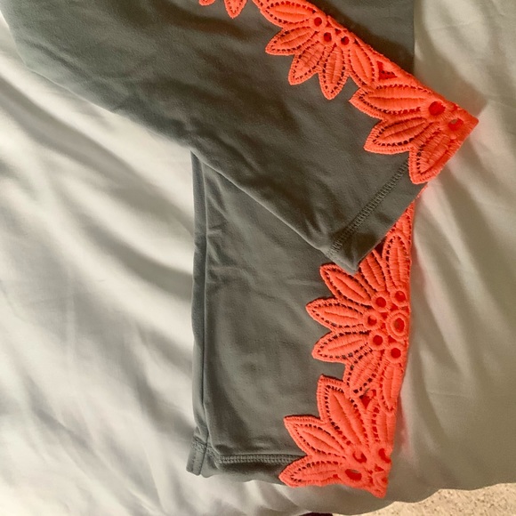 AERIE CHILL LEGGINGS - Picture 3 of 4